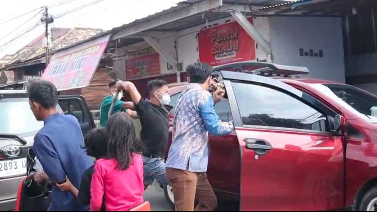 Sadis! Pengantin Pria di Palembang Diserang dan Dibacok Jelang Akad Nikah