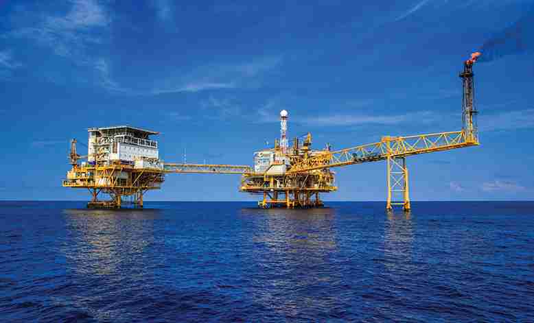 Harga Minyak Merosot Tajam Jelang Pertemuan OPEC+