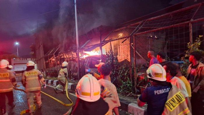Kebakaran Rumah di Cilincing Jakut, 4 Orang Dilaporkan Terluka
